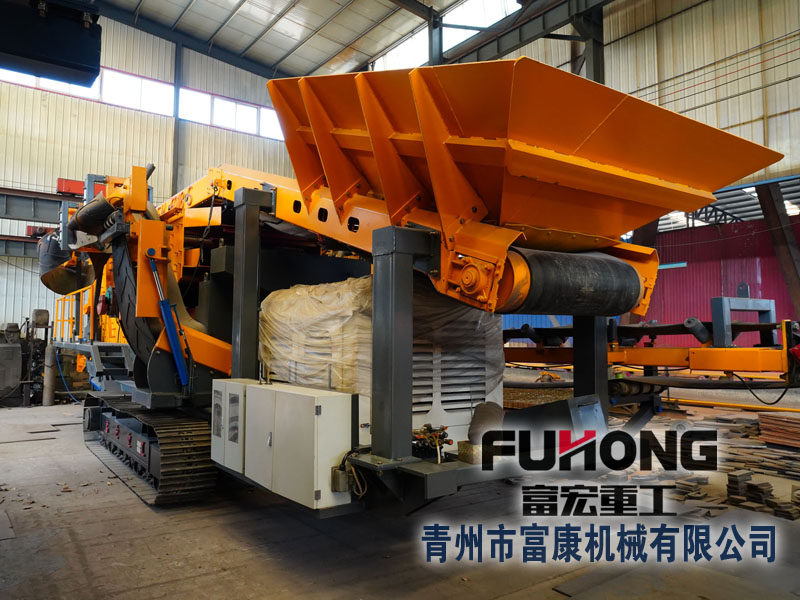 履带式鹅卵石破碎站 履带式鹅卵石破碎站